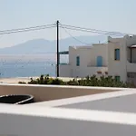 υάδες στούντιο και Διαμέρισμα Αγία Άννα