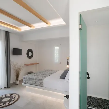 Iades & Apartment *