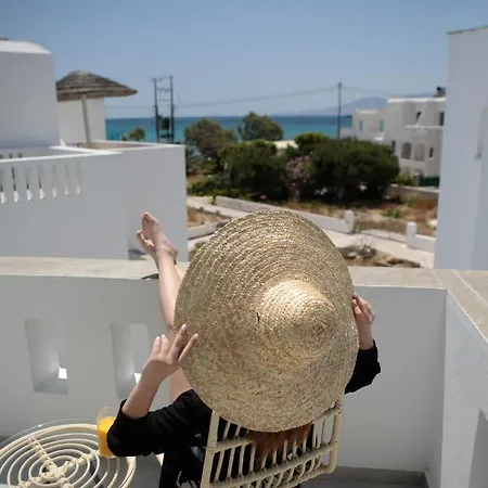 Iades & Appartamento Agia Anna (Naxos)