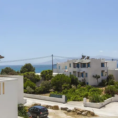 Iades & Apartment *