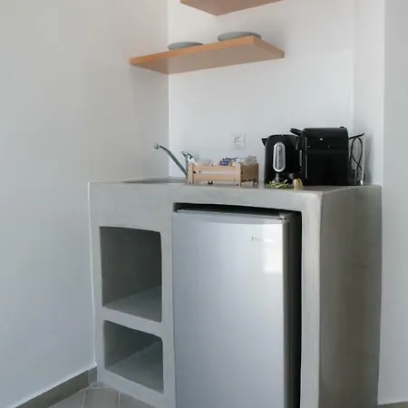 Iades & Agia Anna (Naxos)