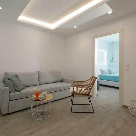 Iades & Agia Anna (Naxos)