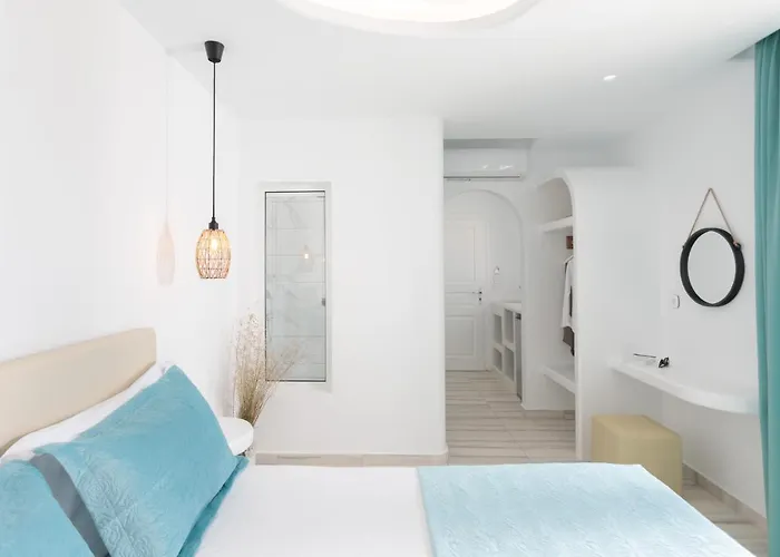 Iades & Apartamento Agia Anna (Naxos)