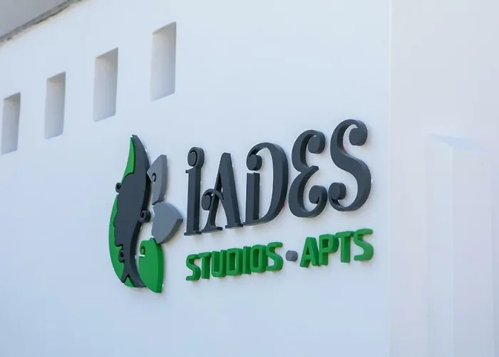 Apartamento Iades & *