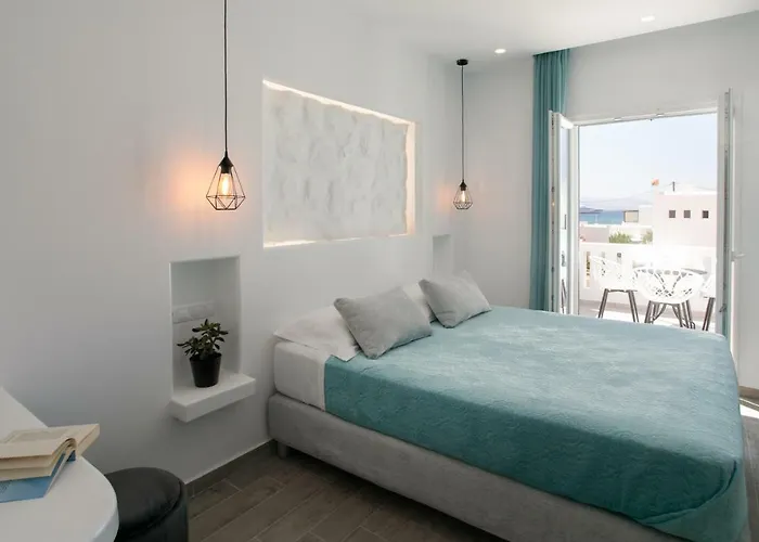 Iades & Apartamento Agia Anna (Naxos)